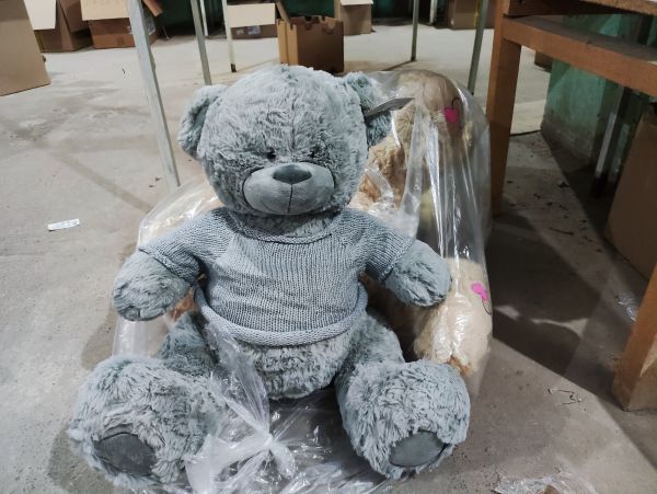 3-210022-42 Медведь коричнев.в свитере