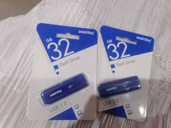 Флеш карта Smart Buy 32Gb