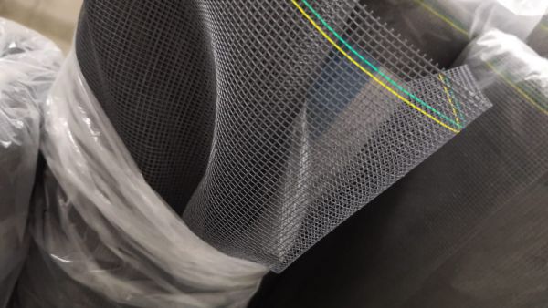 Сетка москитная Евро 1,4м  (30м) в рулоне