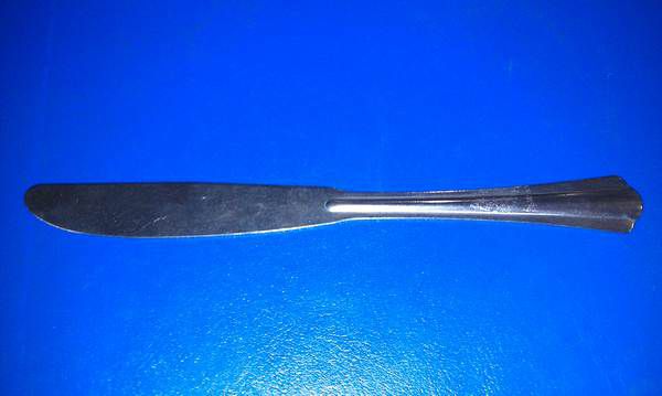 Нож столовый  LARA