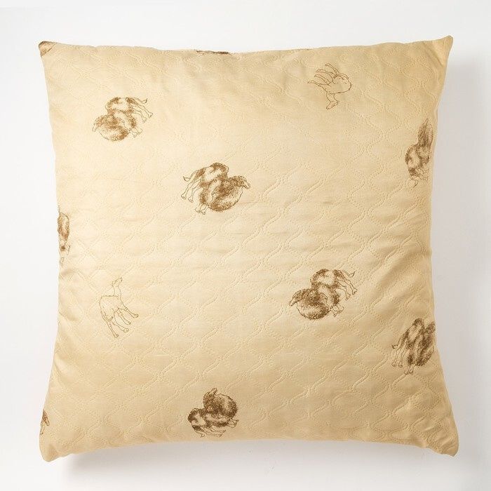 Подушка/МАРИЯ эконом верблюд стёжка 70*70 в упак