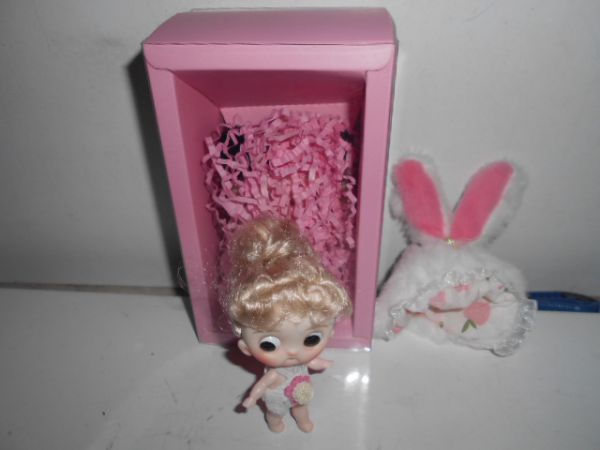 11-11 Кукла в коробке